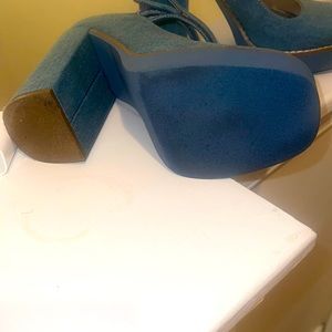 Steven madden denim size 6